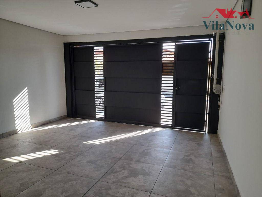 Casa à venda com 3 quartos, 140m² - Foto 2