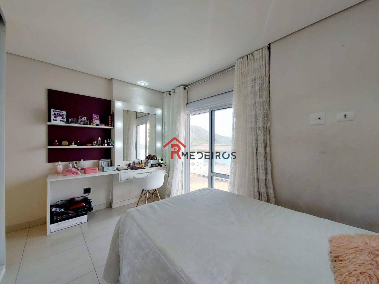 Apartamento à venda com 4 quartos, 213m² - Foto 27