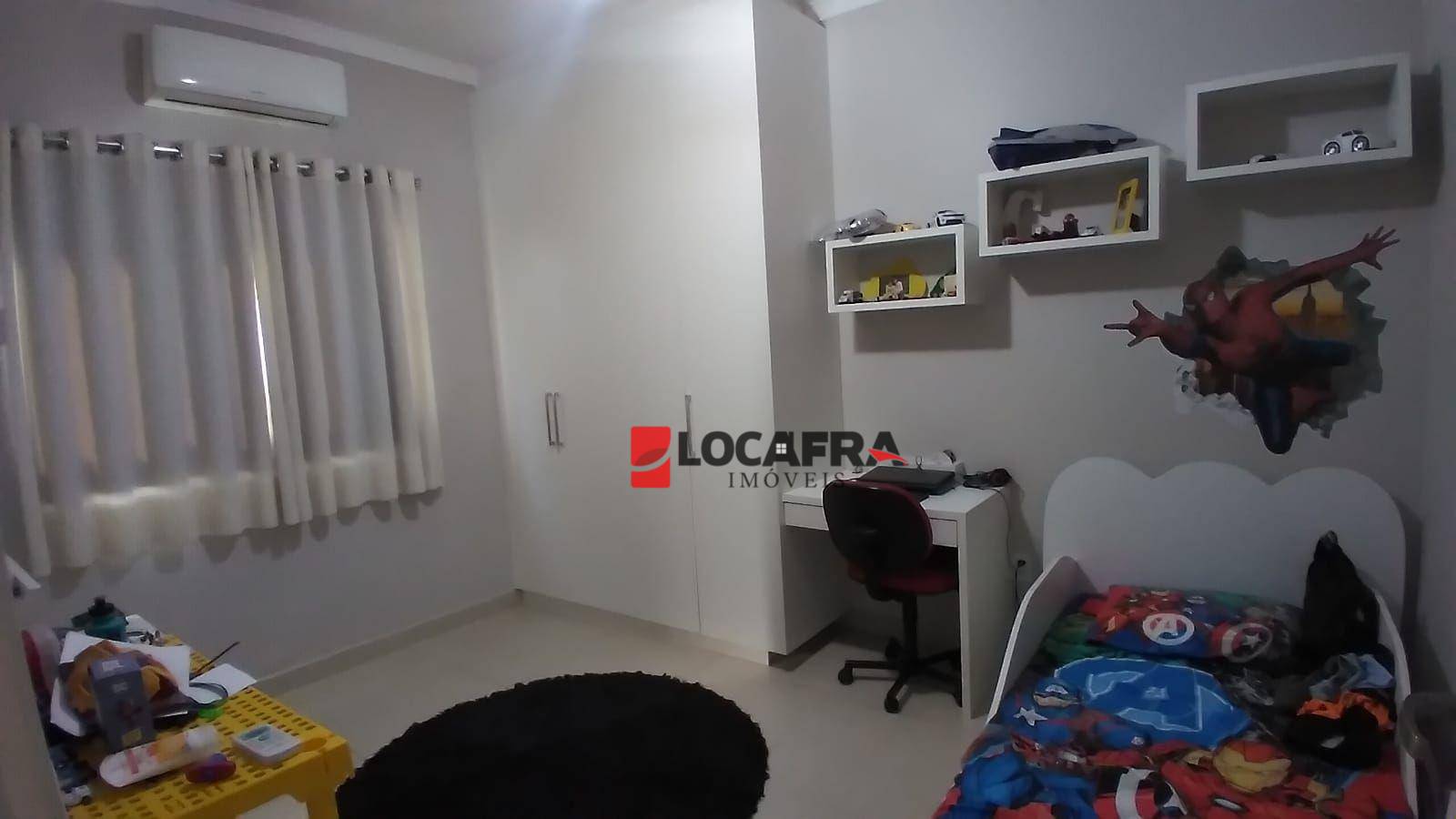 Casa de Condomínio à venda com 3 quartos, 218m² - Foto 16