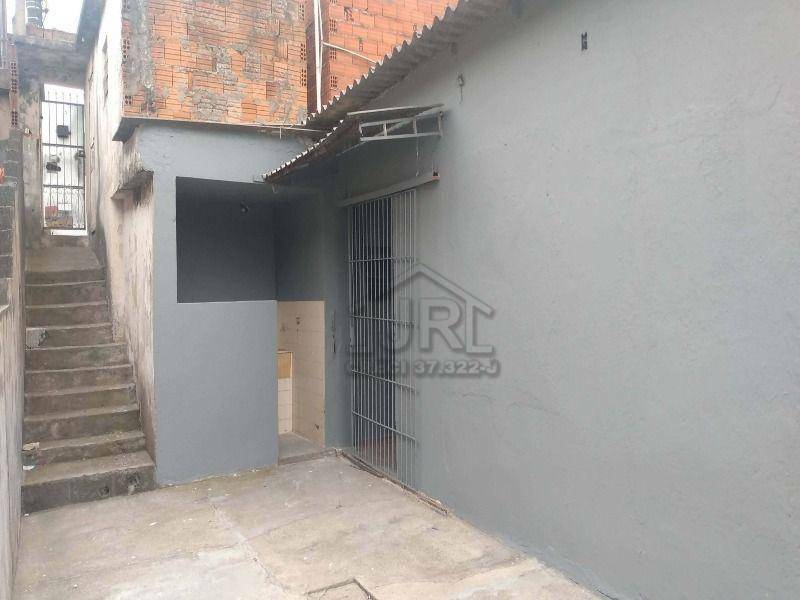 Casa à venda com 2 quartos, 90m² - Foto 10