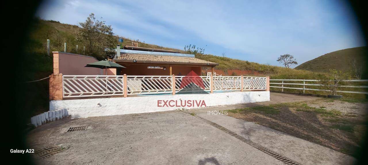 Chácara à venda com 2 quartos, 100m² - Foto 1
