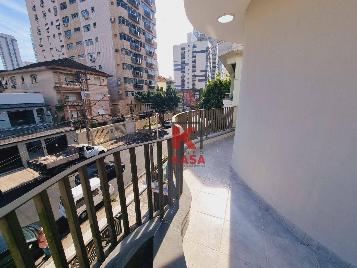 Casa à venda e aluguel com 3 quartos, 339m² - Foto 20