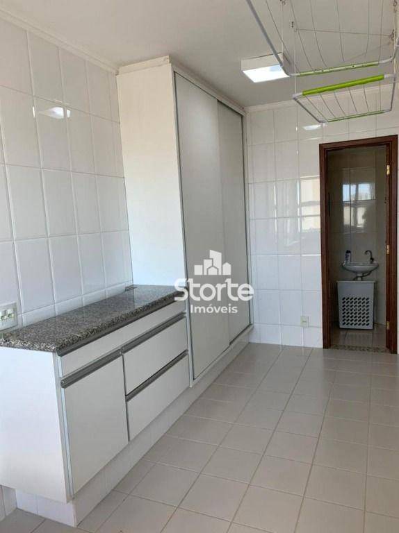 Apartamento à venda com 3 quartos, 140m² - Foto 7