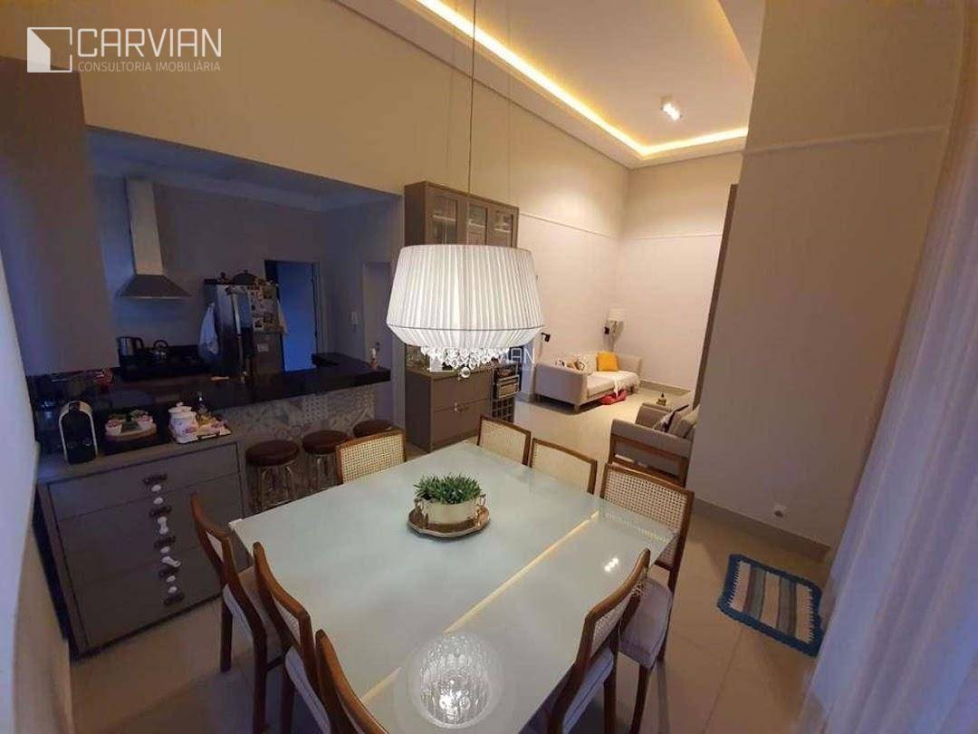 Casa de Condomínio à venda com 4 quartos, 246m² - Foto 5