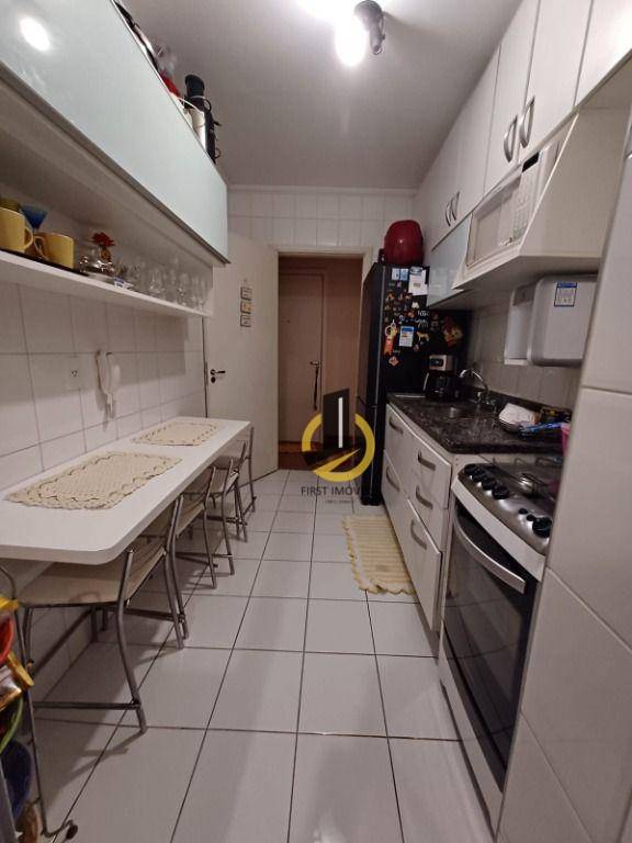 Apartamento à venda com 2 quartos, 65m² - Foto 6