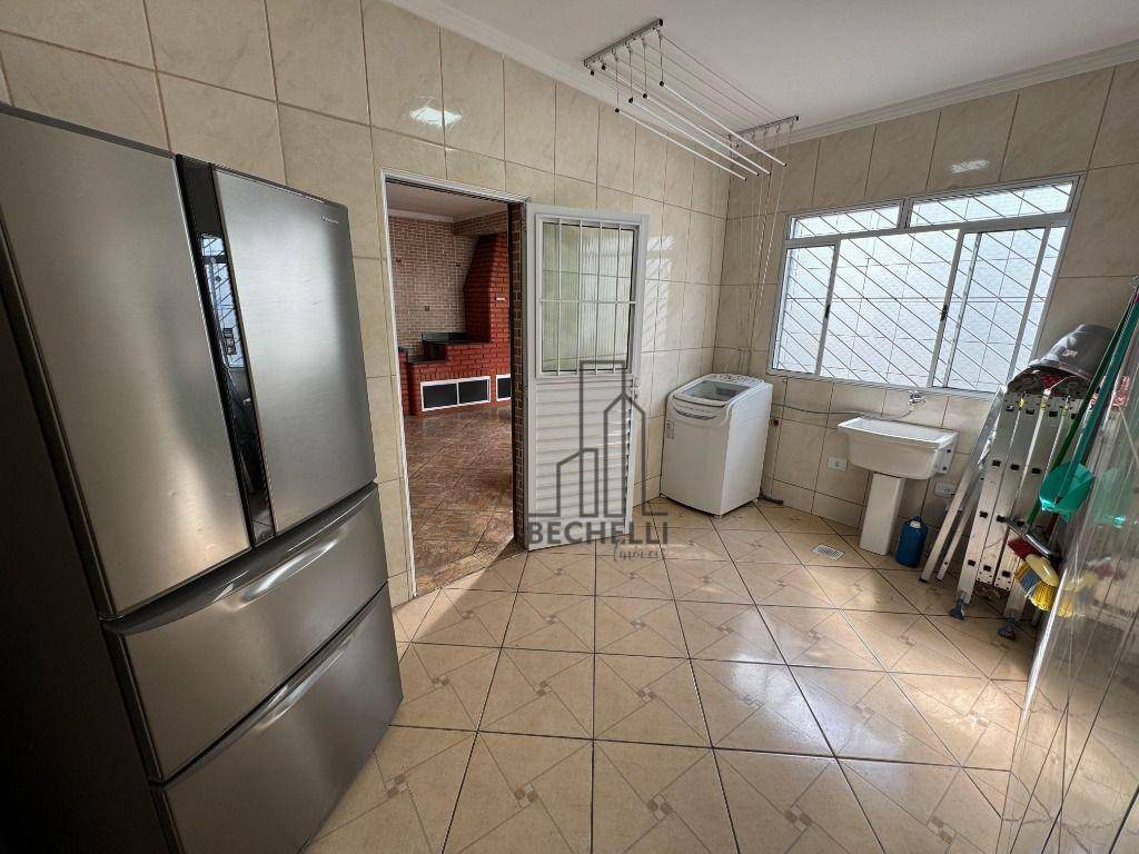 Casa para alugar com 3 quartos, 171m² - Foto 6