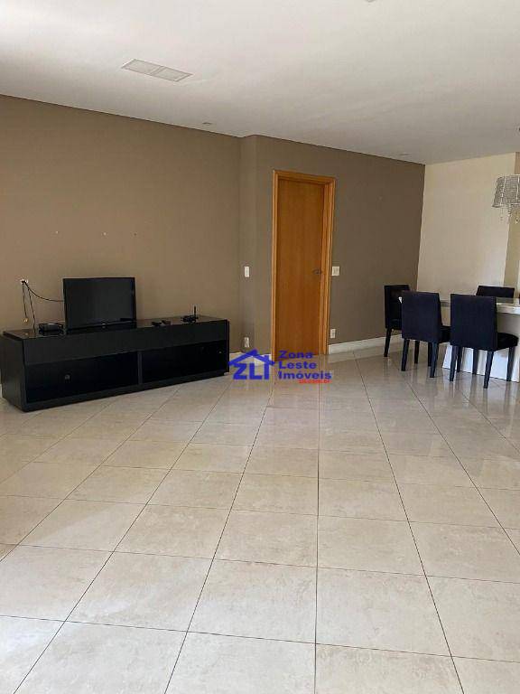 Apartamento à venda com 3 quartos, 140m² - Foto 3