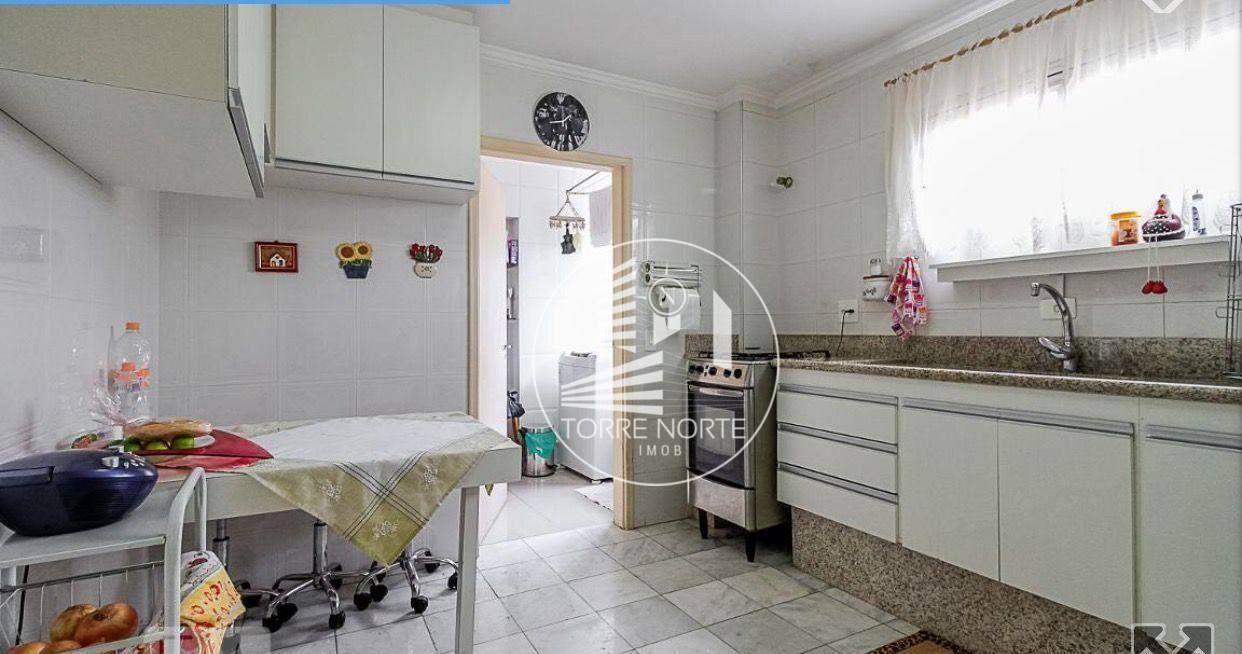 Apartamento à venda com 3 quartos, 134m² - Foto 17