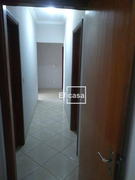 Casa à venda com 3 quartos, 230m² - Foto 19