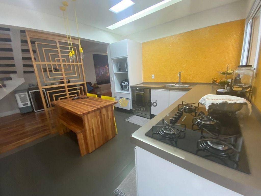 Casa de Condomínio à venda com 3 quartos, 251m² - Foto 28