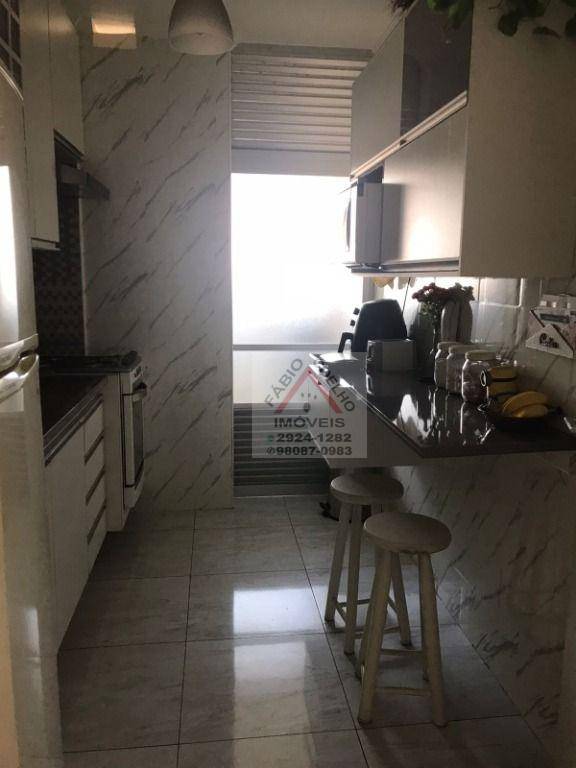 Apartamento à venda com 2 quartos, 64m² - Foto 43