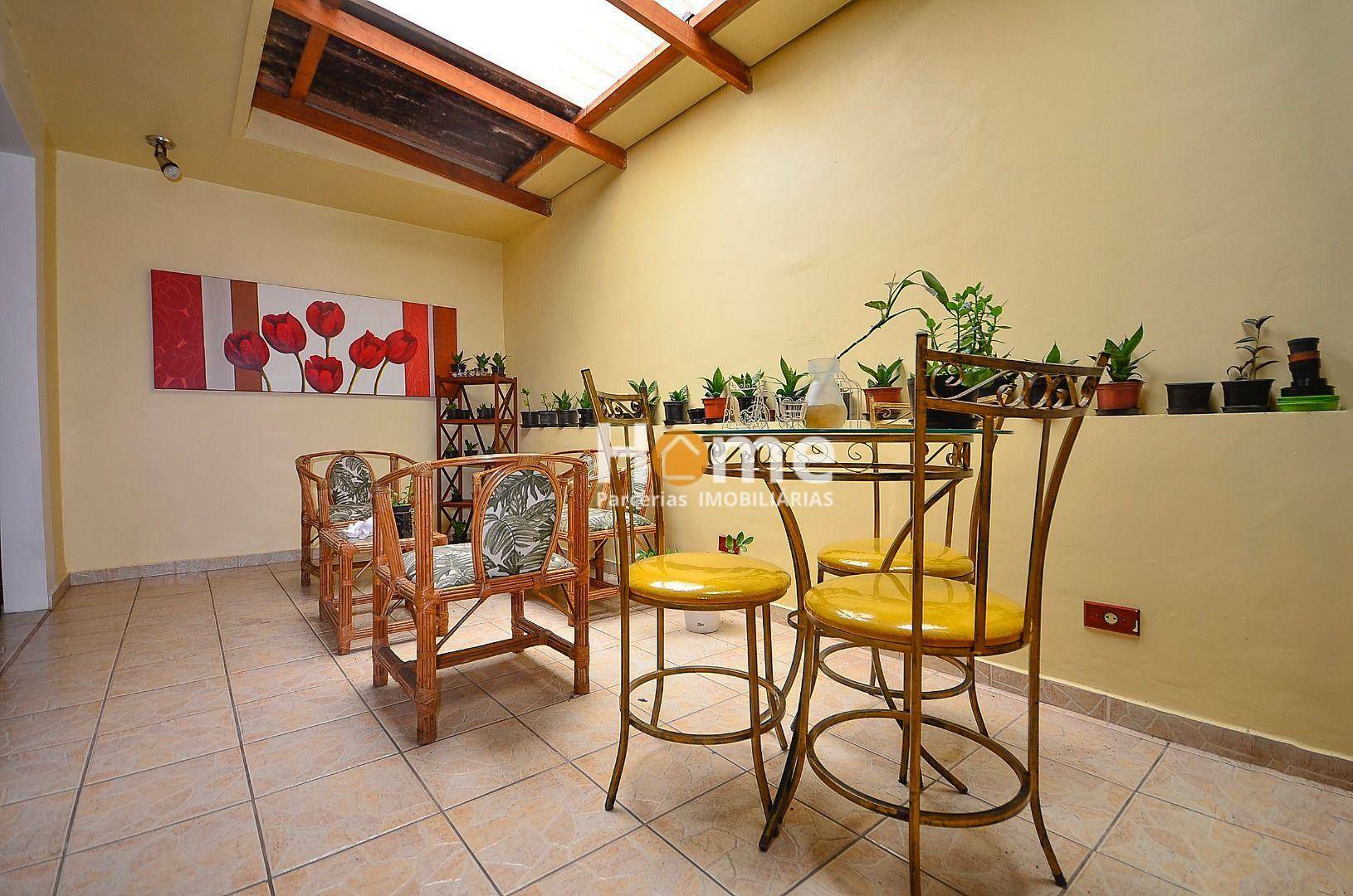 Casa à venda com 3 quartos, 300m² - Foto 34