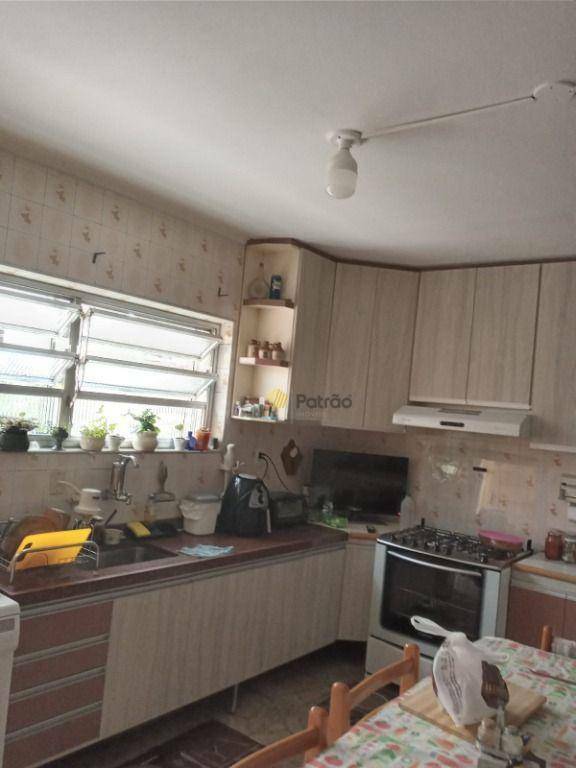 Sobrado à venda com 4 quartos, 200m² - Foto 8