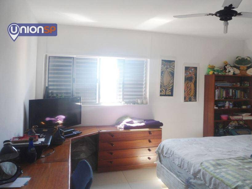 Apartamento à venda com 2 quartos, 130m² - Foto 4