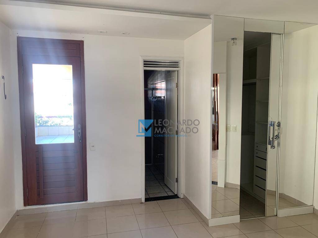 Casa de Condomínio à venda com 4 quartos, 350m² - Foto 24