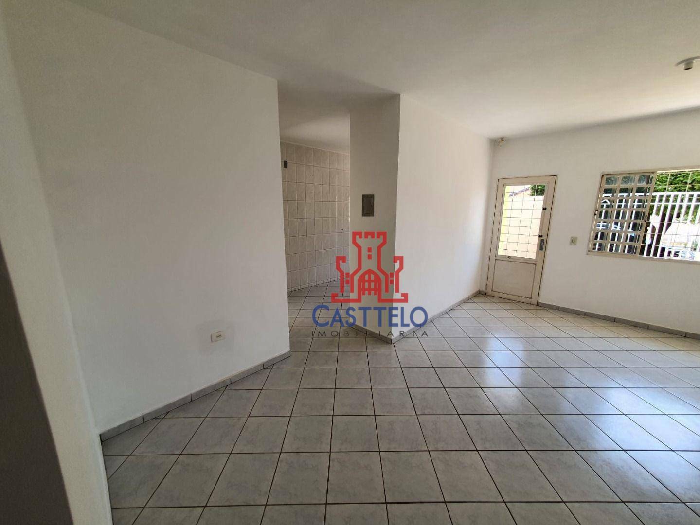 Casa à venda com 3 quartos, 100m² - Foto 7