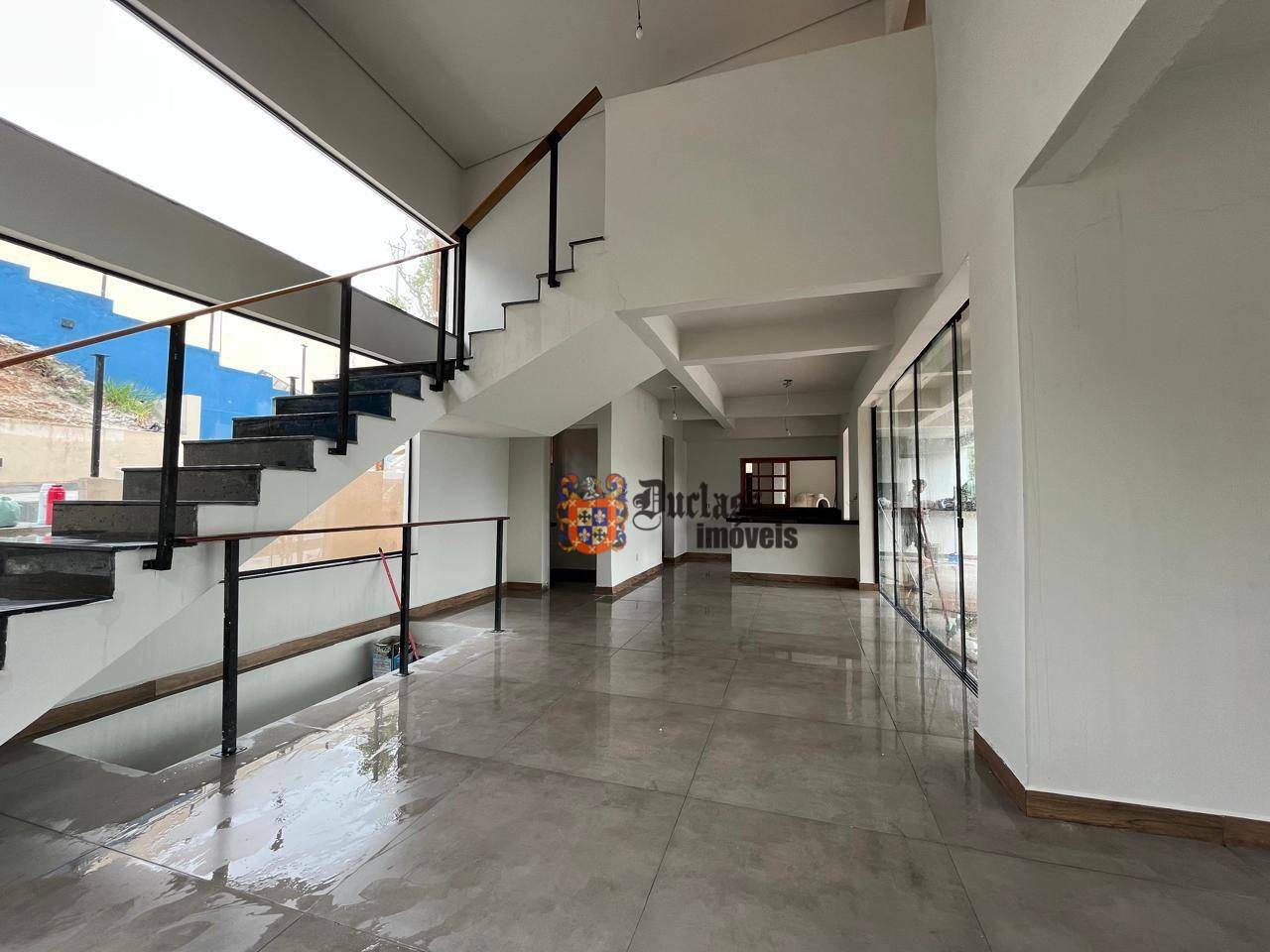 Sobrado à venda com 4 quartos, 300m² - Foto 5