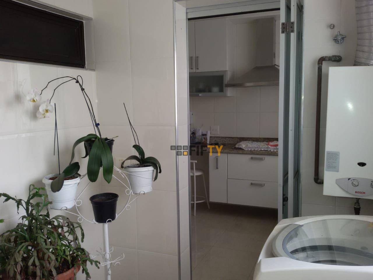 Apartamento à venda com 4 quartos, 149m² - Foto 5