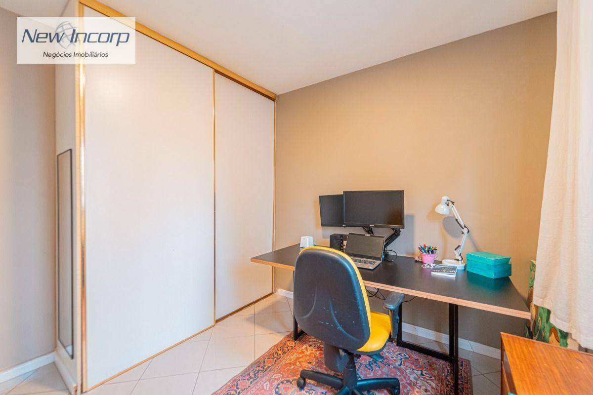 Apartamento à venda com 3 quartos, 146m² - Foto 25