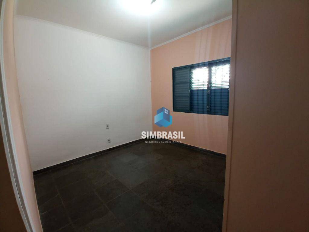 Casa à venda com 4 quartos, 220m² - Foto 12