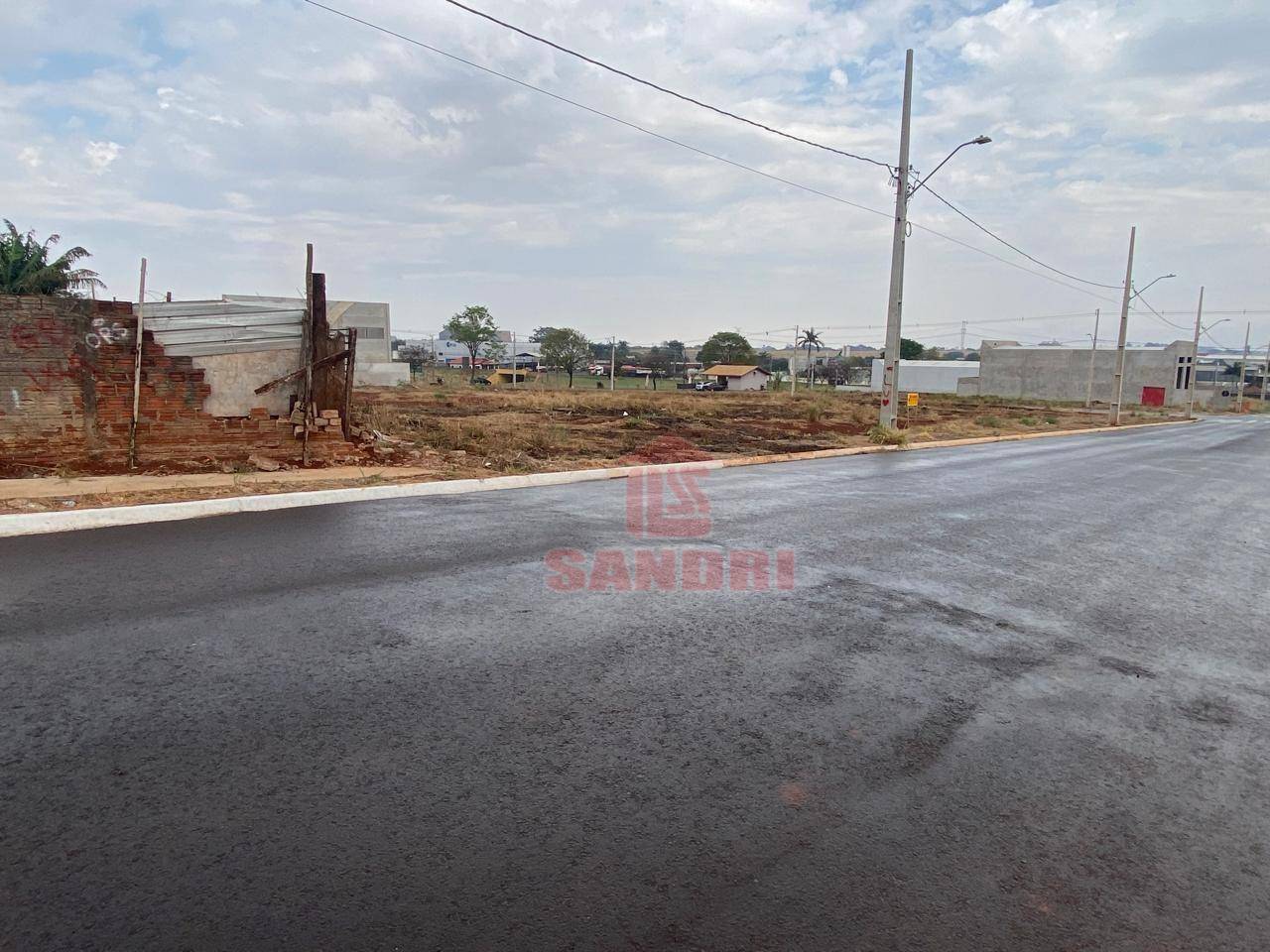 Loteamento e Condomínio, 736 m² - Foto 4