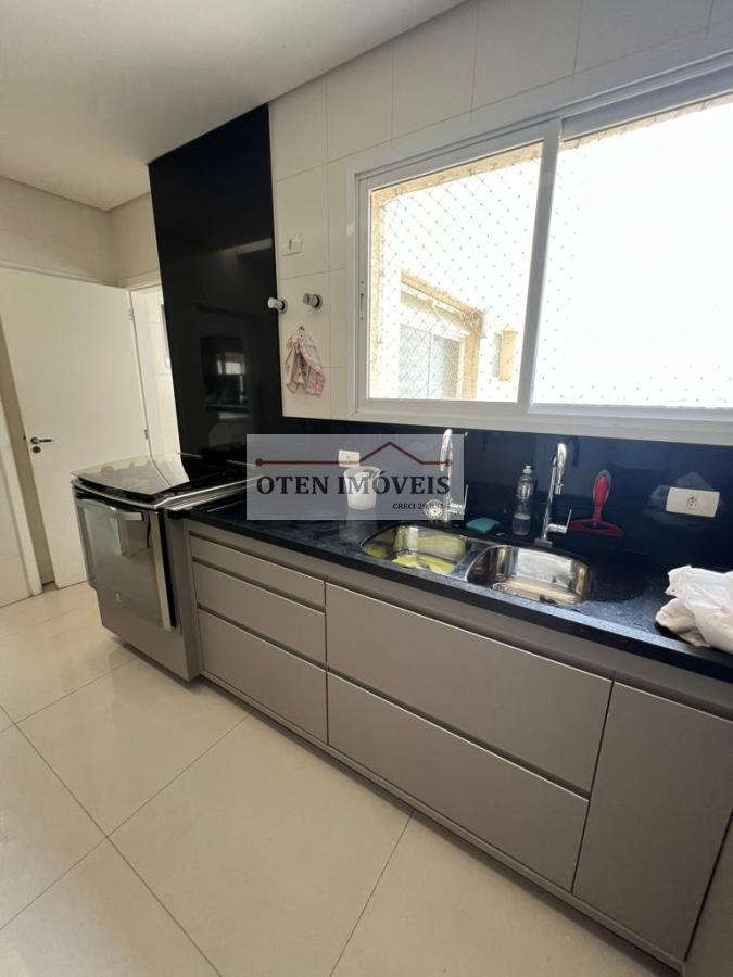 Apartamento à venda com 3 quartos, 156m² - Foto 10