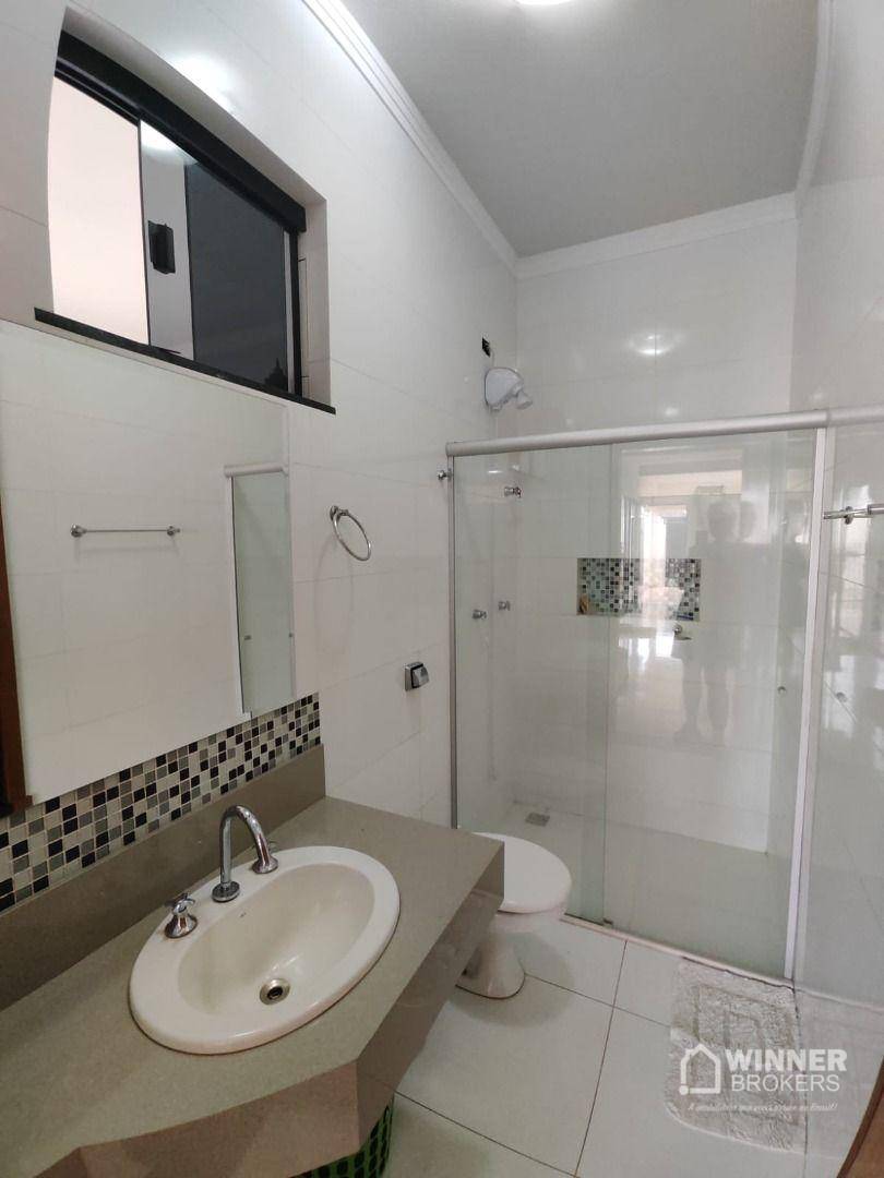 Casa à venda com 4 quartos, 245m² - Foto 15