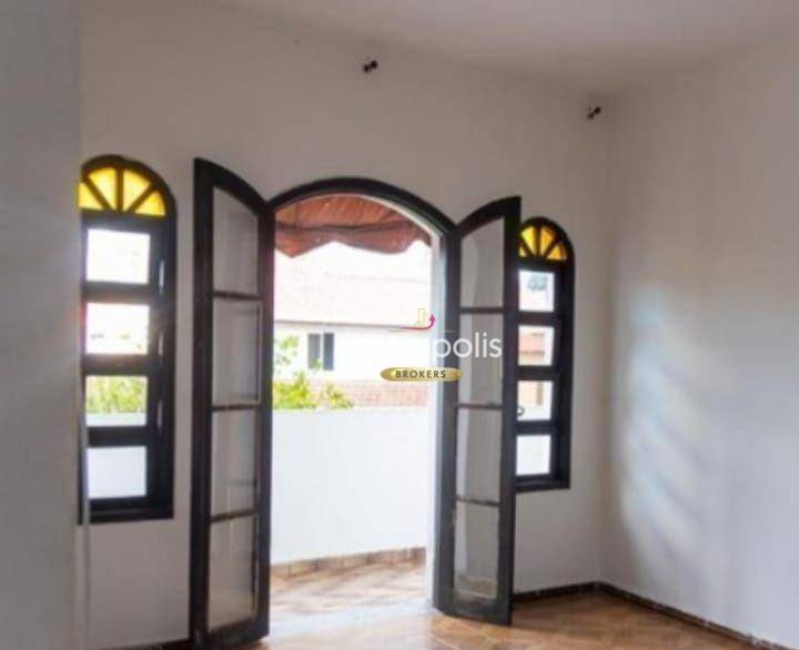 Casa à venda com 3 quartos, 150m² - Foto 4