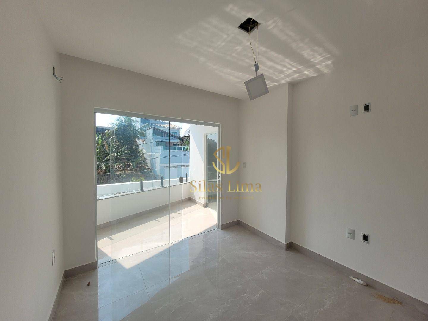 Casa à venda com 4 quartos, 210m² - Foto 24