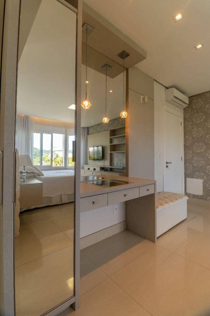 Casa à venda com 4 quartos, 470m² - Foto 11