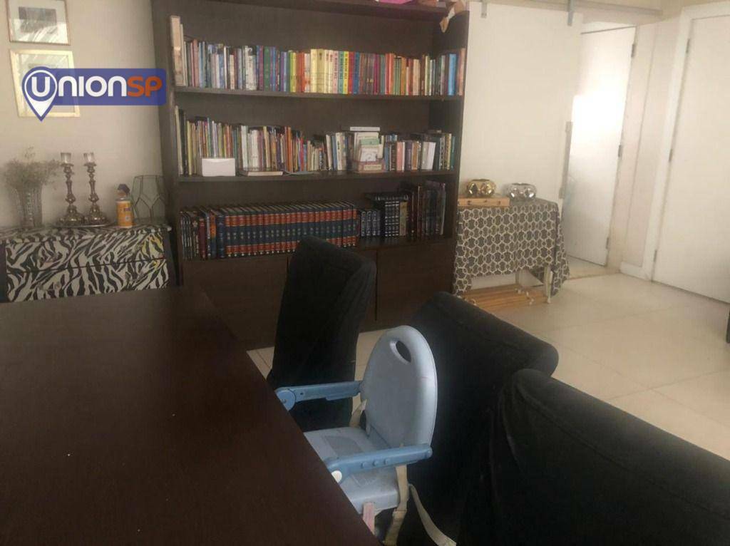 Apartamento à venda com 3 quartos, 130m² - Foto 19