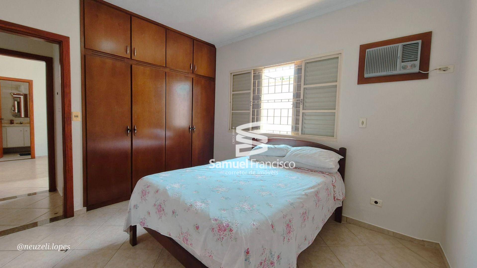 Casa de Condomínio à venda com 5 quartos, 380m² - Foto 17