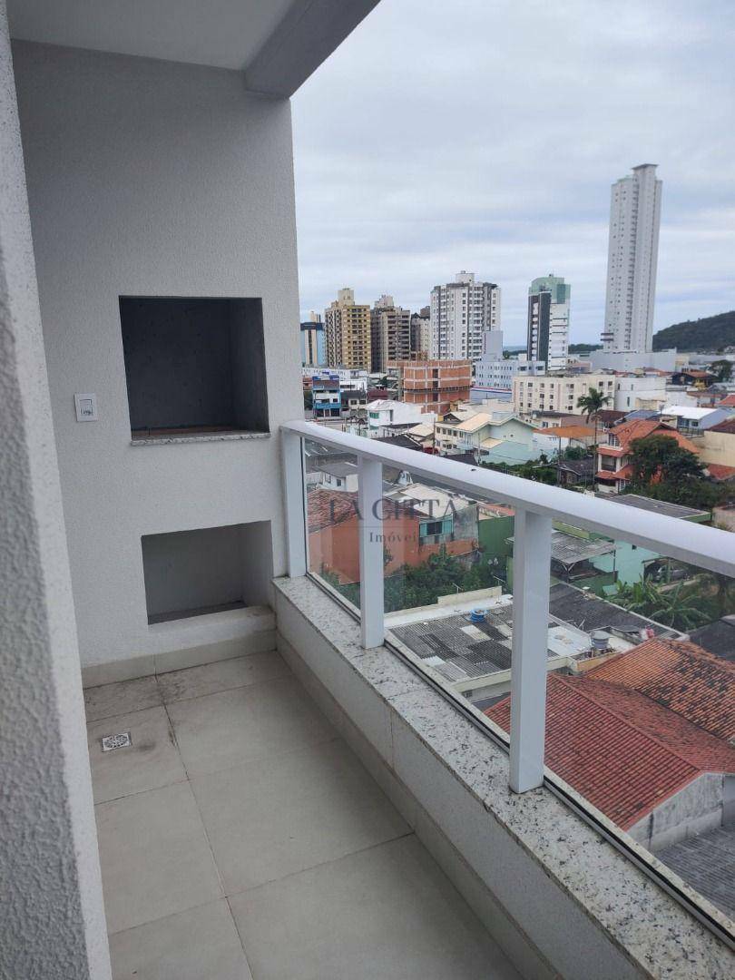 Apartamento à venda com 3 quartos, 88m² - Foto 4