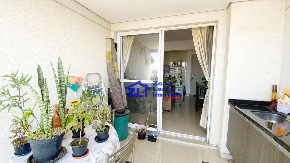 Apartamento à venda com 3 quartos, 79m² - Foto 22