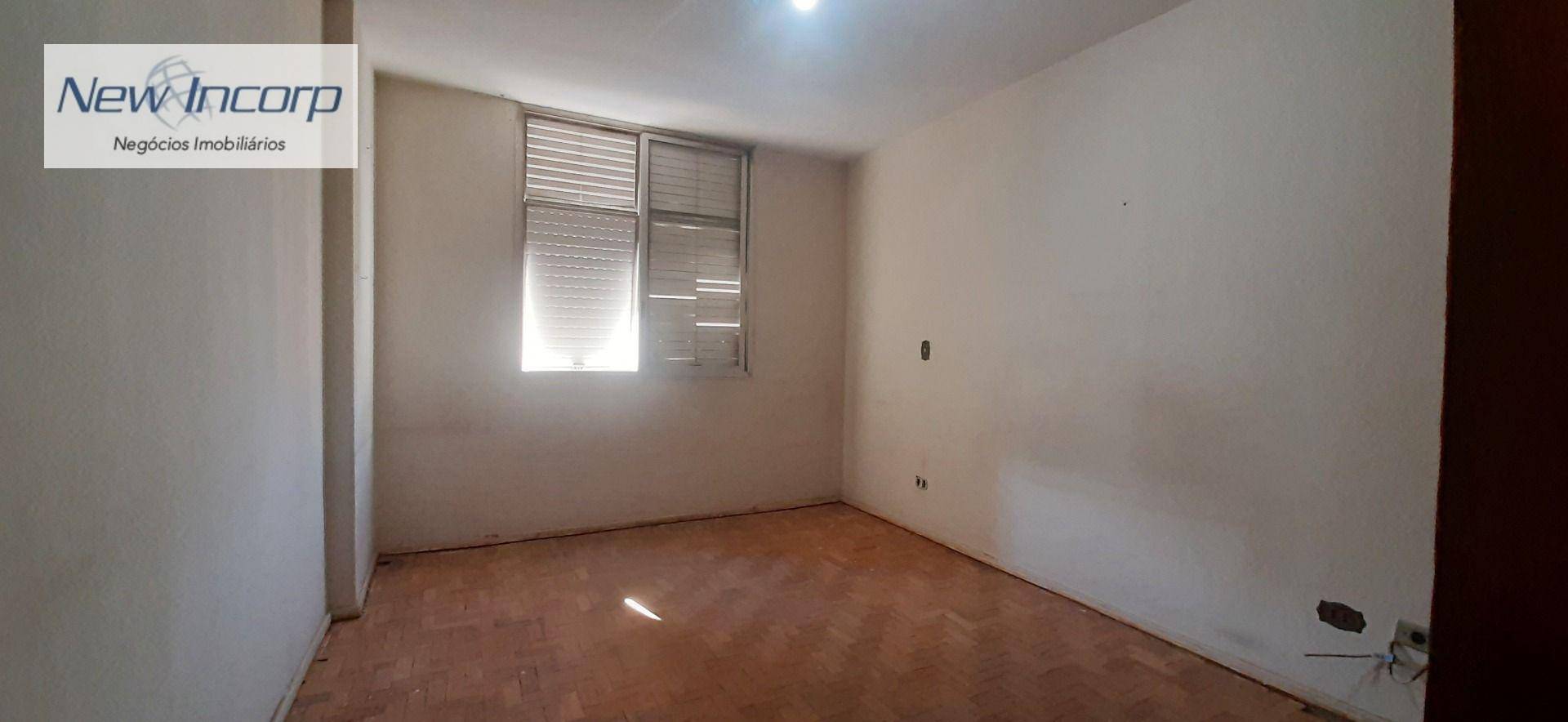 Apartamento à venda com 4 quartos, 210m² - Foto 29