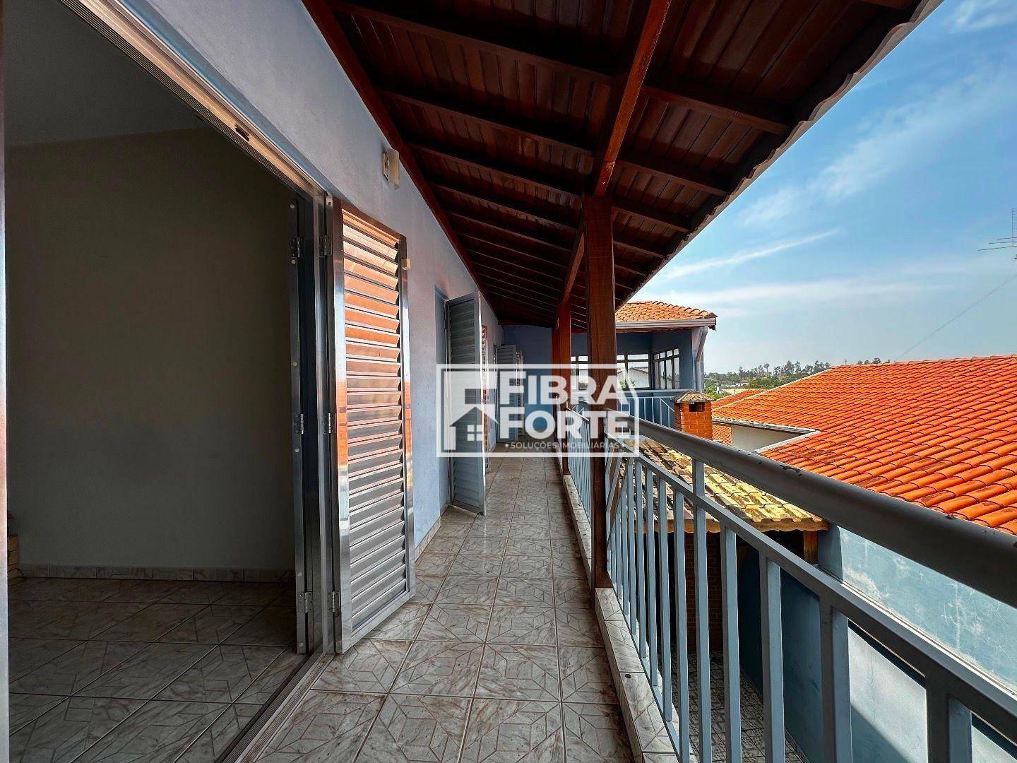 Casa à venda com 4 quartos, 230m² - Foto 22