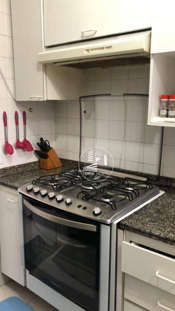 Apartamento à venda com 3 quartos, 140m² - Foto 18