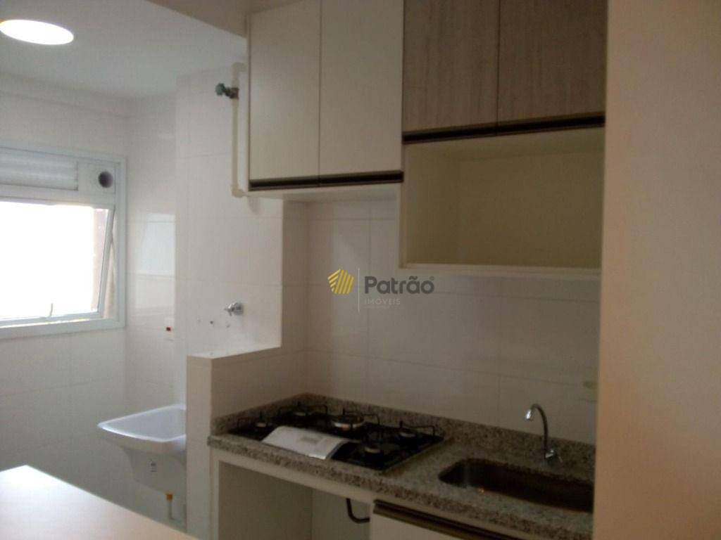 Apartamento à venda com 2 quartos, 64m² - Foto 8