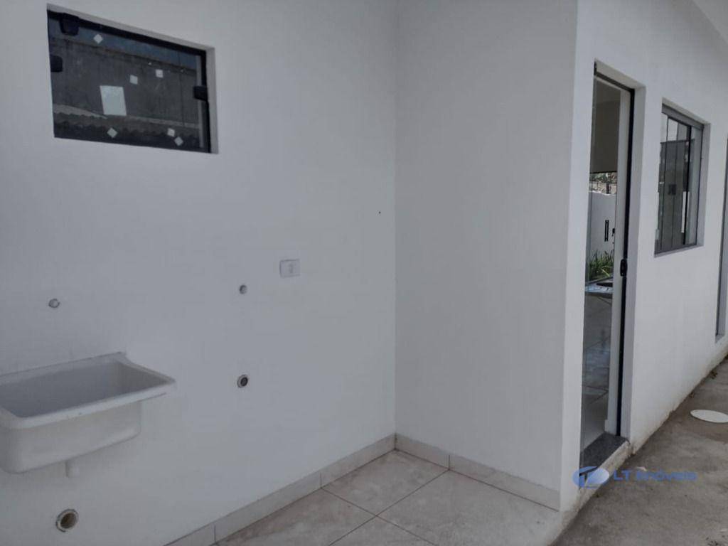 Casa à venda com 2 quartos, 63m² - Foto 10