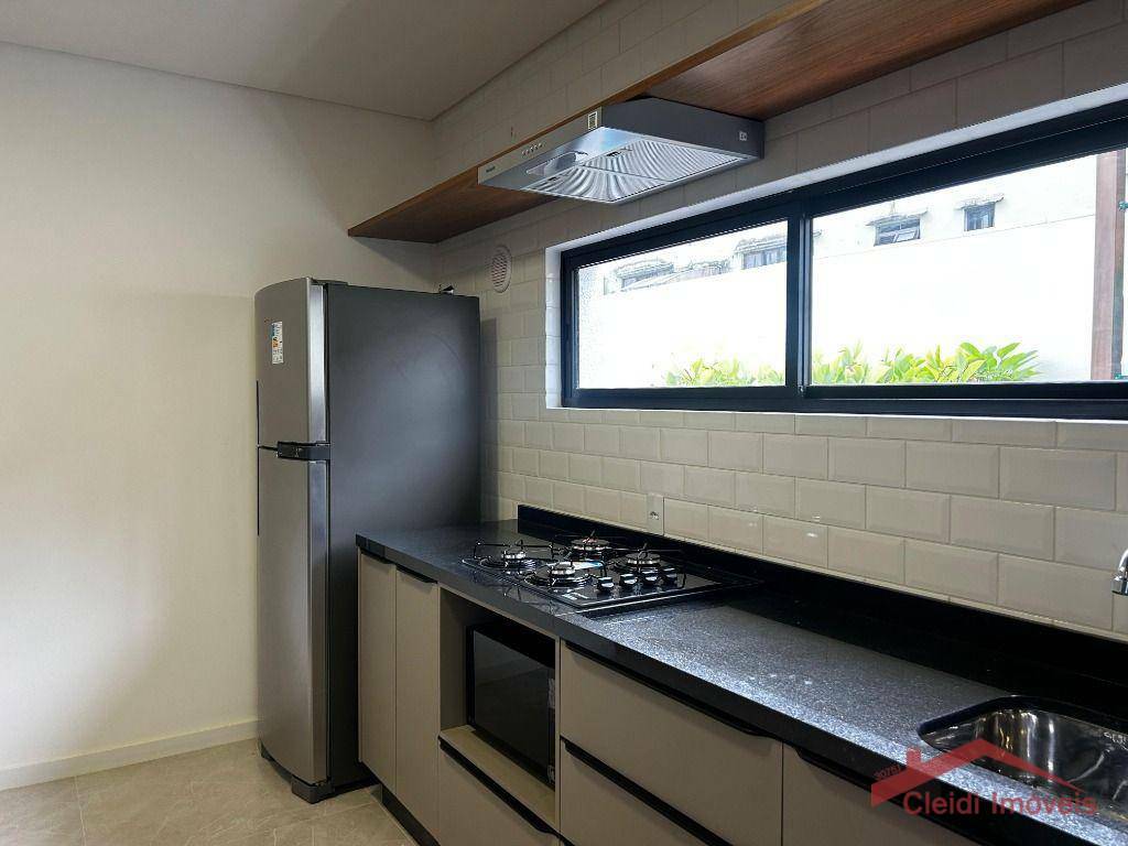 Apartamento à venda com 2 quartos, 63m² - Foto 4