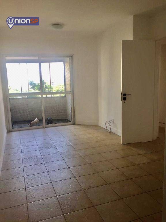 Apartamento à venda com 3 quartos, 72m² - Foto 3