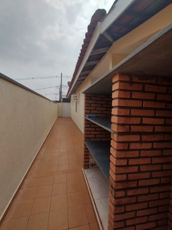 Casa de Condomínio à venda com 3 quartos, 170m² - Foto 4