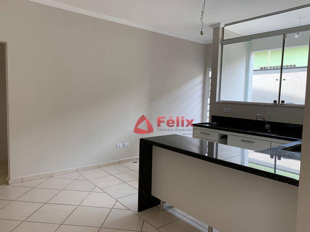 Casa à venda com 3 quartos, 120m² - Foto 9