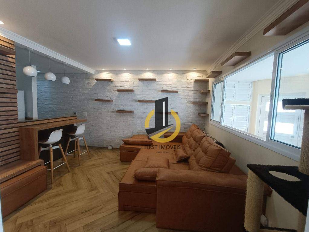 Sobrado à venda com 2 quartos, 250m² - Foto 1