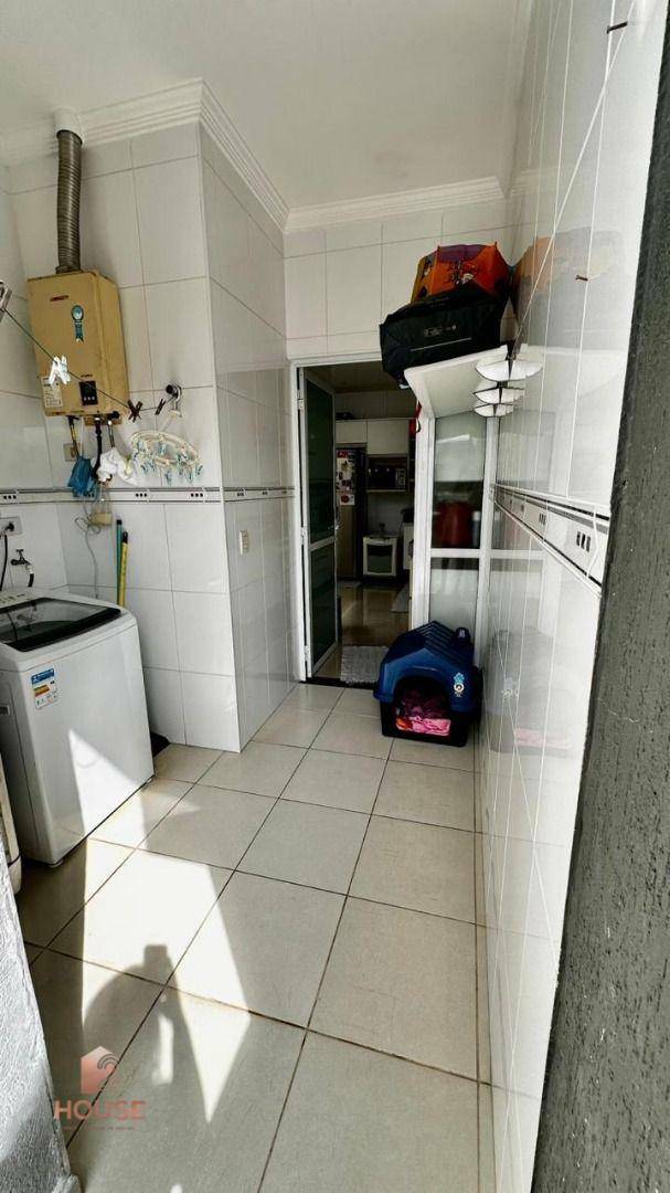 Casa de Condomínio para alugar com 3 quartos, 150m² - Foto 31