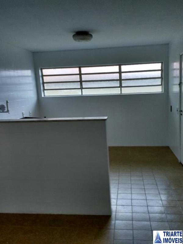 Casa à venda com 4 quartos, 160m² - Foto 13