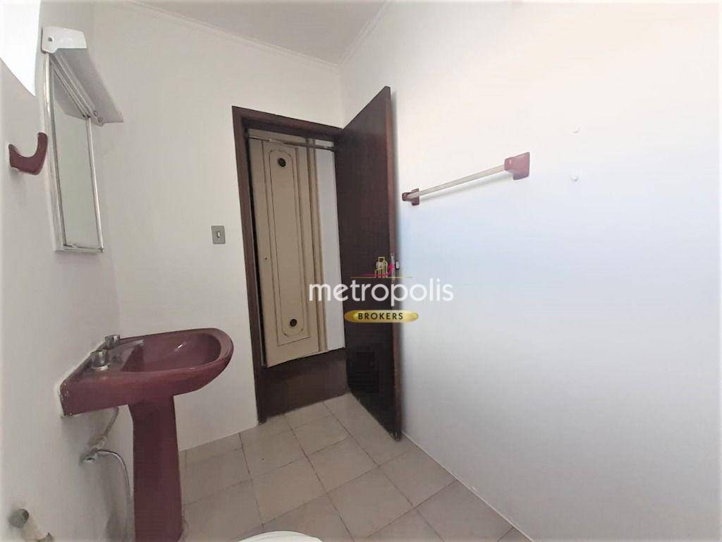 Casa à venda com 3 quartos, 228m² - Foto 19