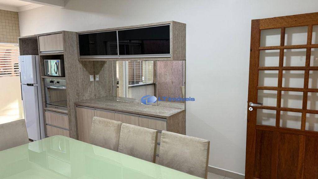 Sobrado para alugar com 4 quartos, 170m² - Foto 10