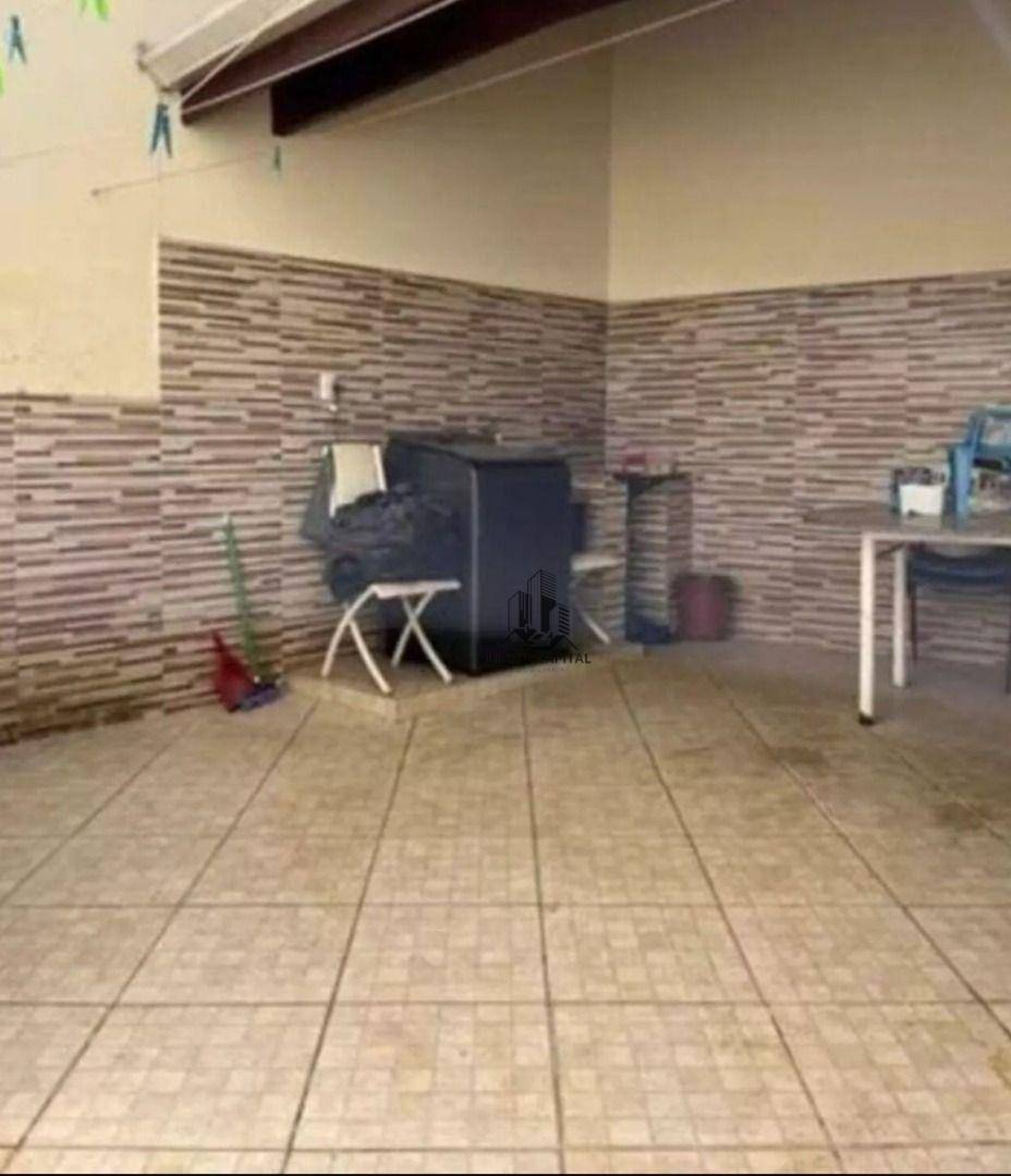 Sobrado à venda com 3 quartos, 178m² - Foto 2