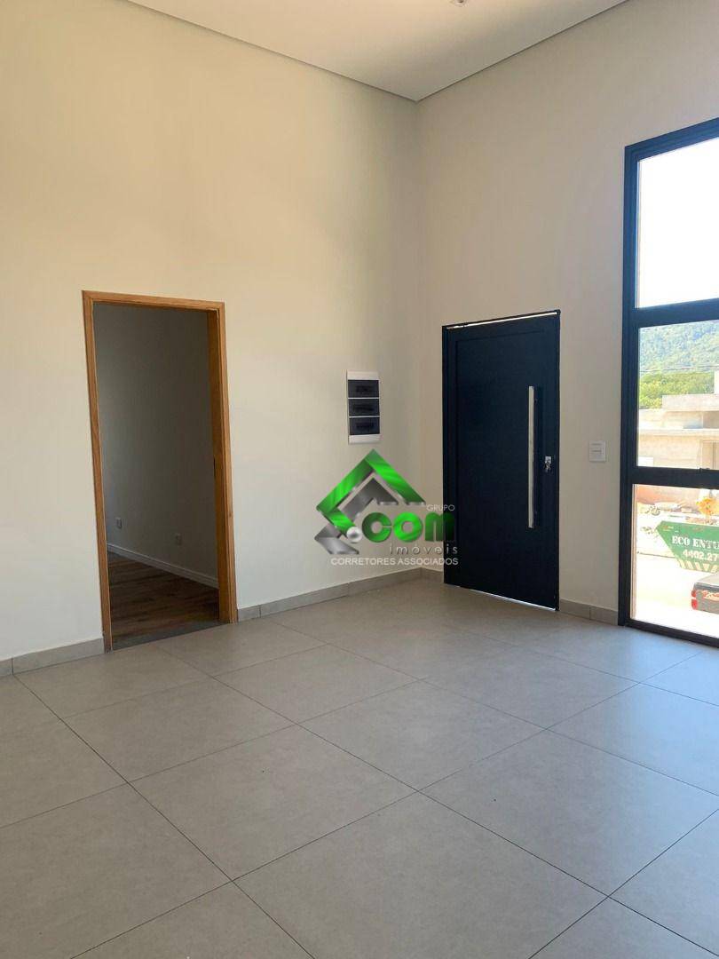 Casa de Condomínio à venda e aluguel com 3 quartos, 150m² - Foto 4